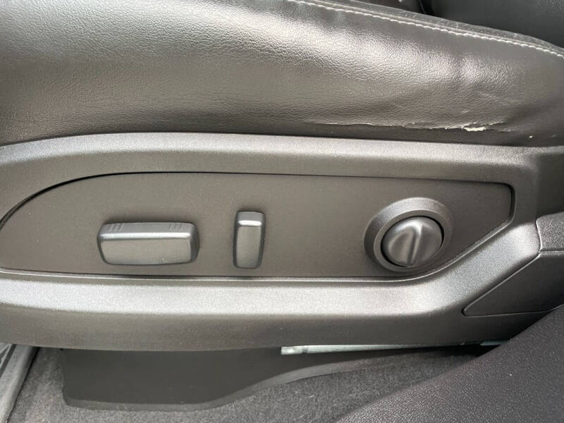 2016 GMC Acadia Denali