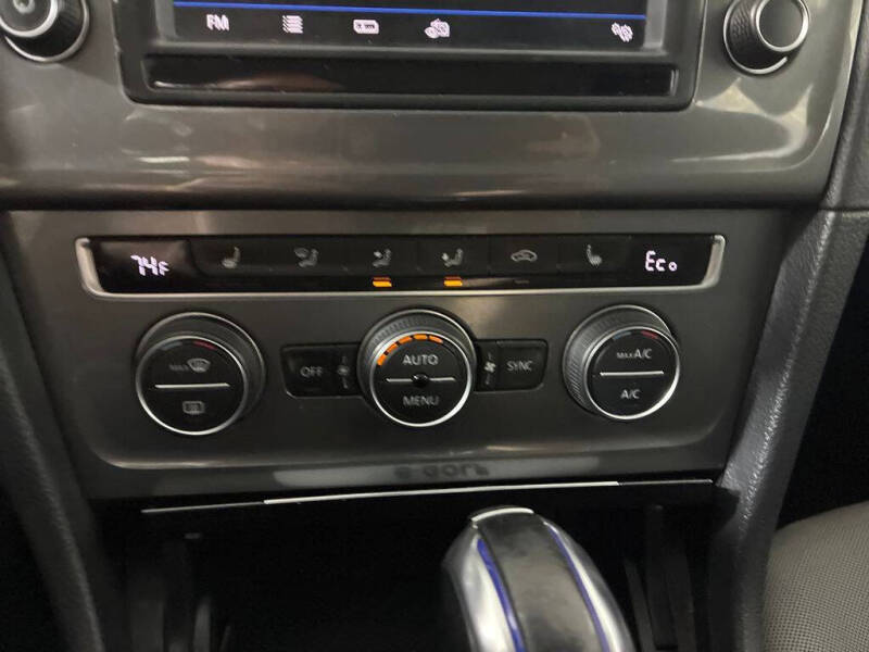 2016 Volkswagen e-Golf SE