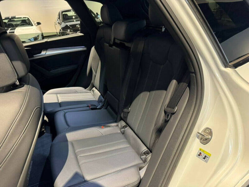 2025 Audi Q5 quattro S line Prem Plus 45 TFSI