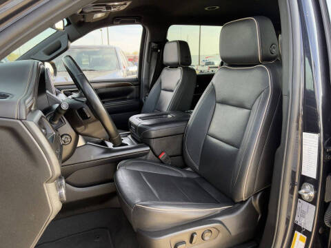 2023 Chevrolet Suburban Premier