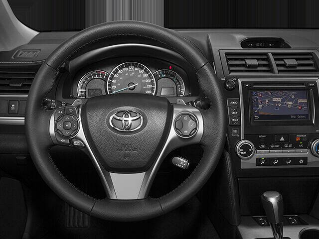 2014 Toyota Camry 33