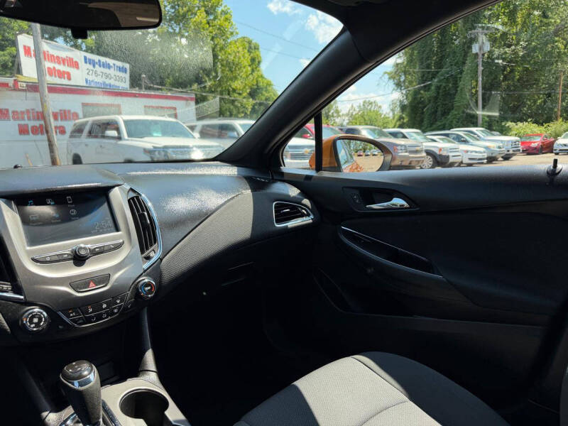 2017 Chevrolet Cruze LT Auto