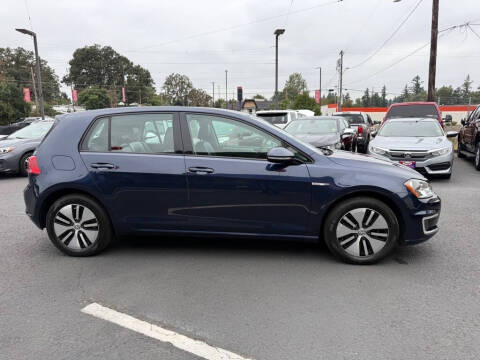 2016 Volkswagen e-Golf SE