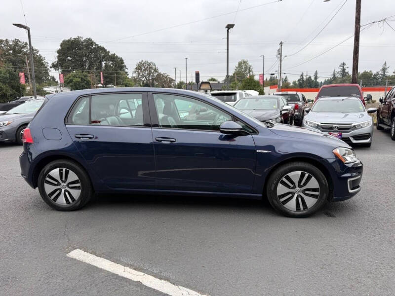 2016 Volkswagen e-Golf SE