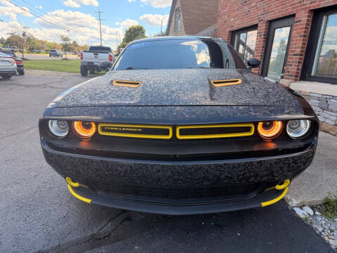 2015 Dodge Challenger SXT