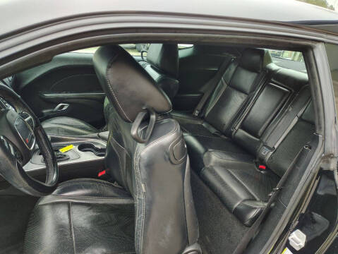 2015 Dodge Challenger SXT Plus