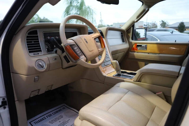 2008 Lincoln Navigator