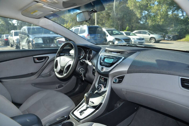 2011 Hyundai Elantra GLS