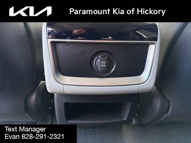 2024 Kia Carnival EX