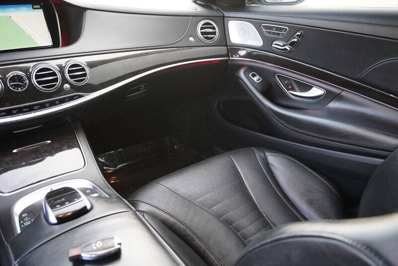 2015 Mercedes-Benz S-Class S 550