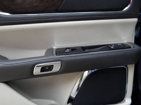 2017 Lincoln Continental Reserve