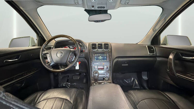 2011 GMC Acadia Denali