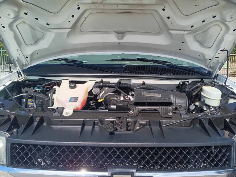 2011 Chevrolet Express 2500