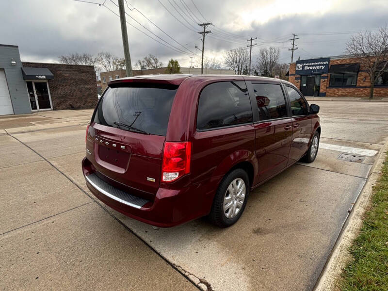 2018 Dodge Grand Caravan SE photo 14