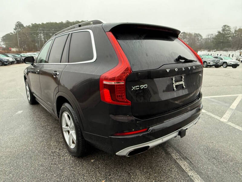 2016 Volvo XC90 T5 Momentum