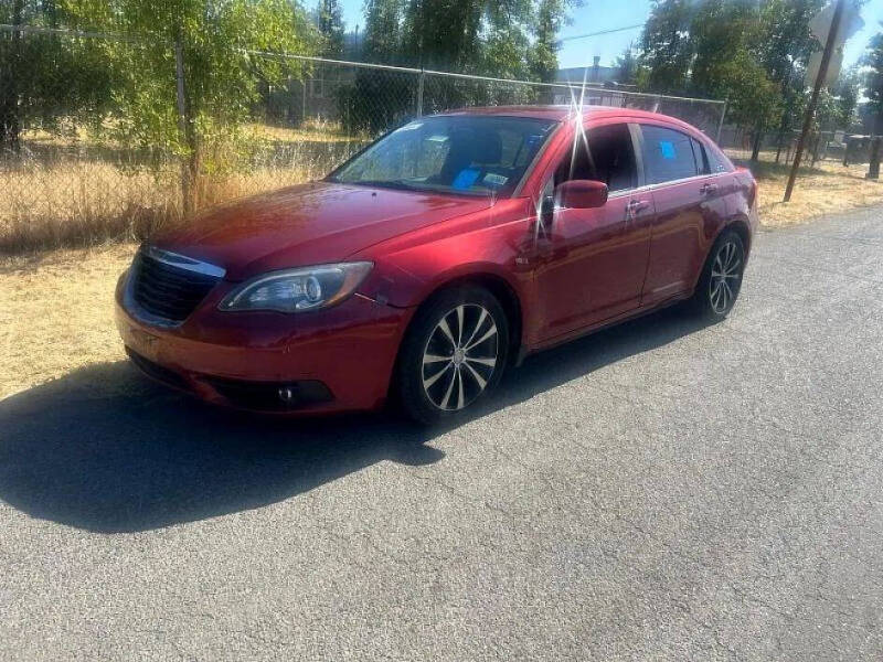 2012 Chrysler 200 S