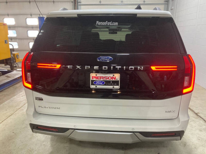 2025 Ford Expedition MAX Platinum