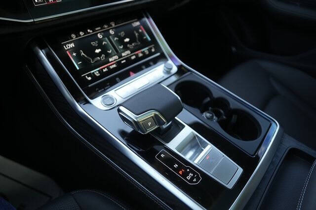 2023 Audi Q8 quattro Prestige 55 TFSI