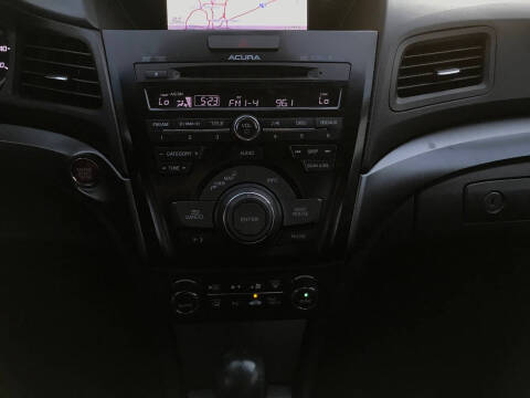 2013 Acura ILX 2.0L w/Tech