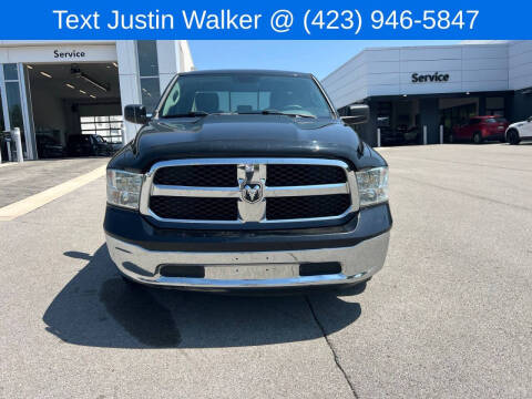 2016 RAM 1500 SLT