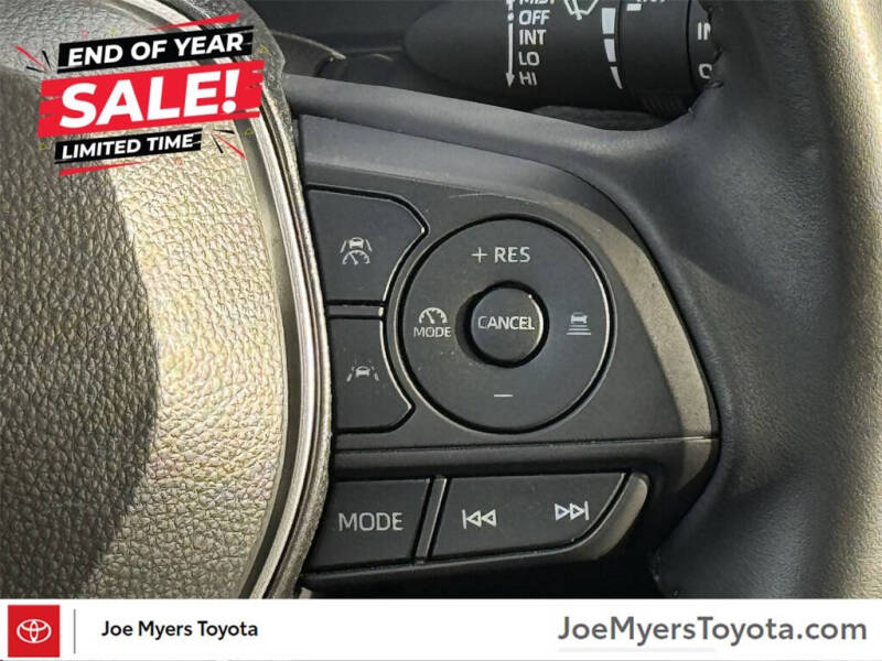 2025 Toyota Corolla Cross LE