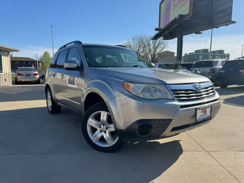 2010 Subaru Forester for sale at EURO MOTORS AUTO DEALER INC in Champaign IL