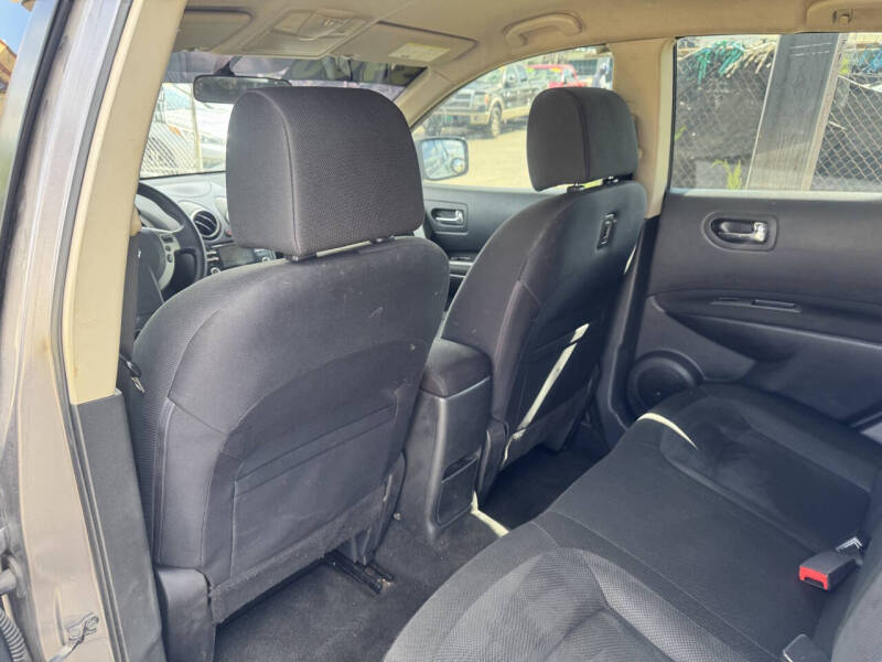 2015 Nissan Rogue Select S