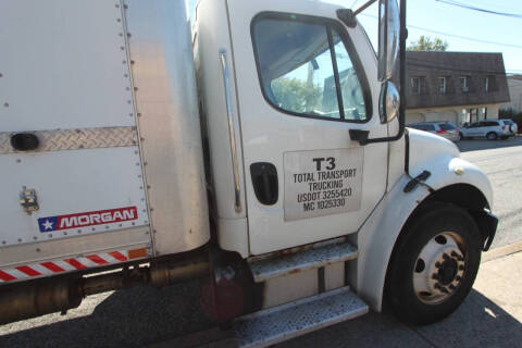 2015 Freightliner M2 106