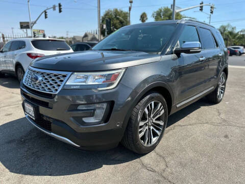 2017 Ford Explorer Platinum