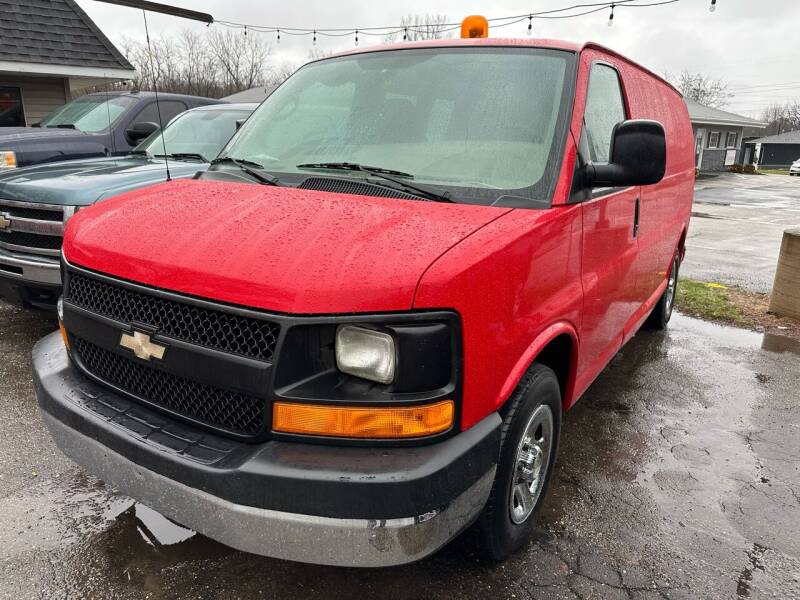 2008 Chevrolet Express for sale at MEDINA WHOLESALE LLC in Wadsworth OH