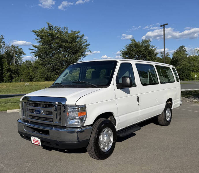 2012 Ford E-Series E-350 SD XLT
