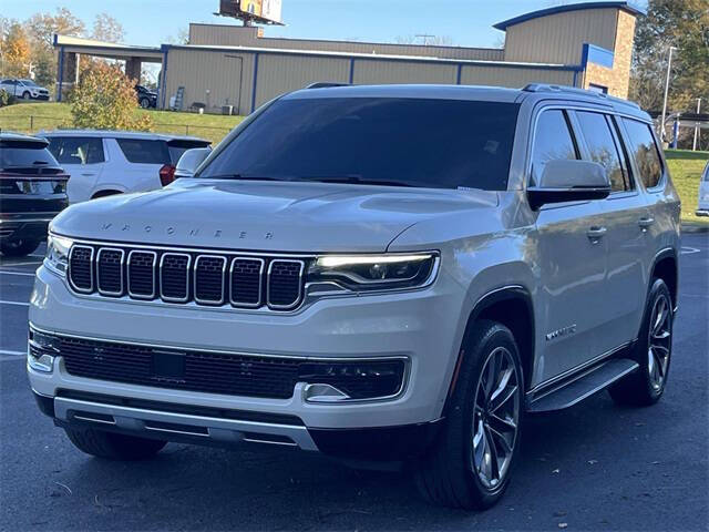 2022 Jeep Wagoneer Series II's photo