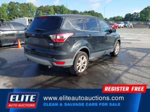 2017 Ford Escape SE