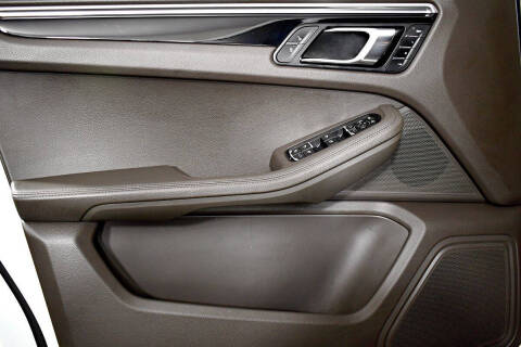 2016 Porsche Macan S