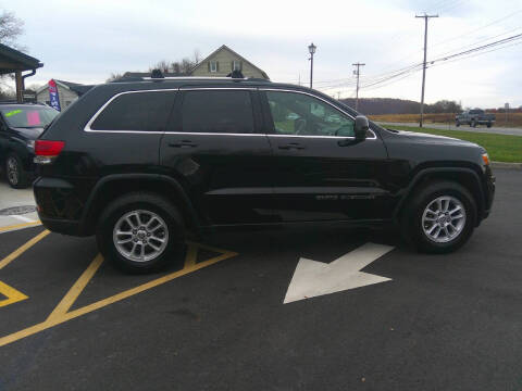 2018 Jeep Grand Cherokee Laredo E