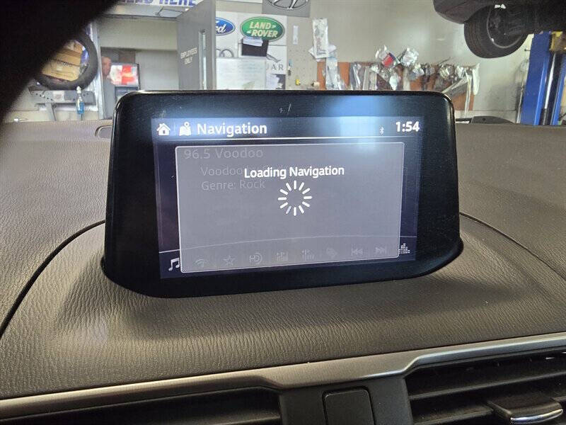 2017 Mazda MAZDA3 Sport