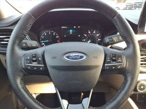 2020 Ford Escape SEL