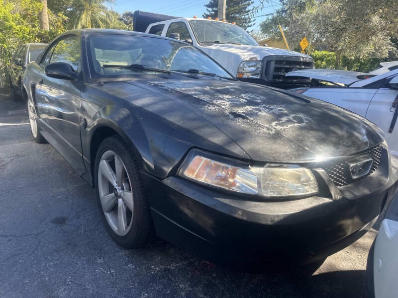 2004 Ford Mustang's photo