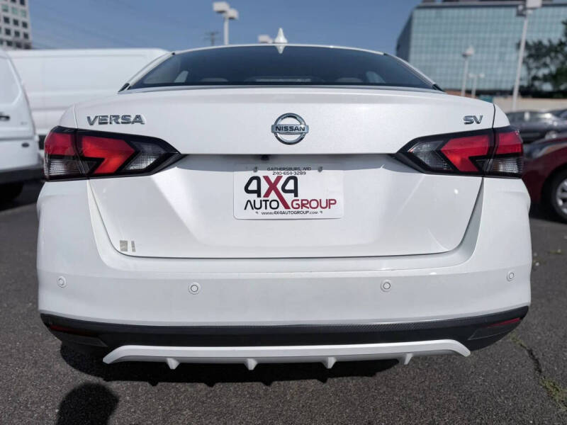 2021 Nissan Versa SV