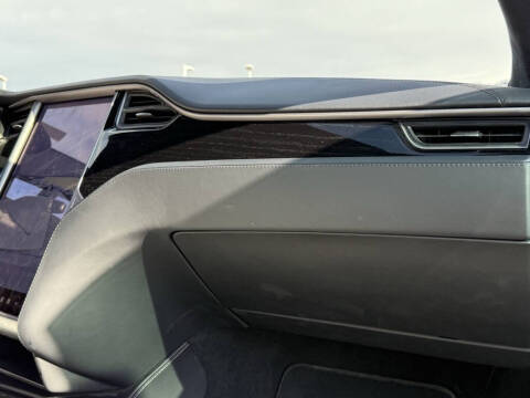 2020 Tesla Model S Long Range Plus