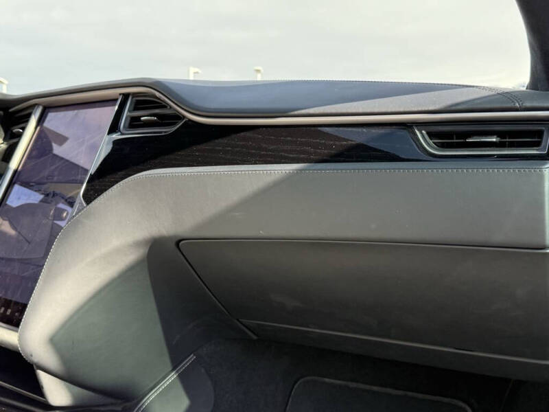 2020 Tesla Model S Long Range Plus