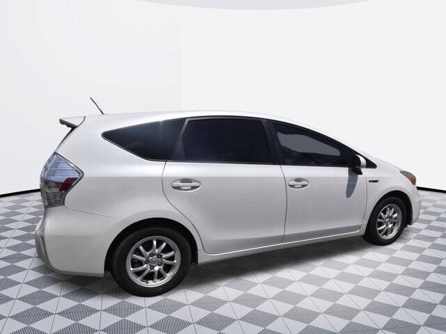2013 Toyota Prius v Three