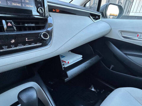 2020 Toyota Corolla Hybrid LE