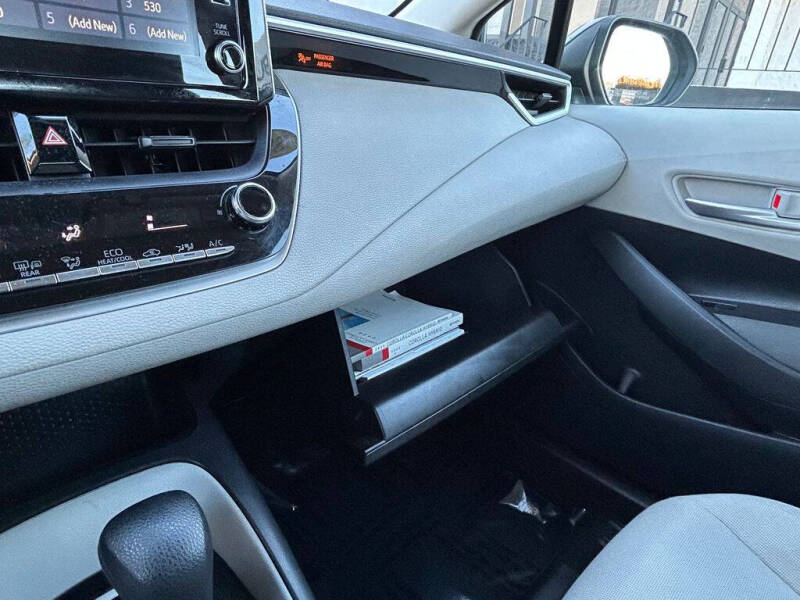 2020 Toyota Corolla Hybrid LE