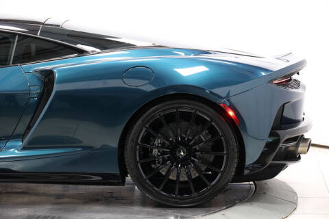 2021 McLaren GT