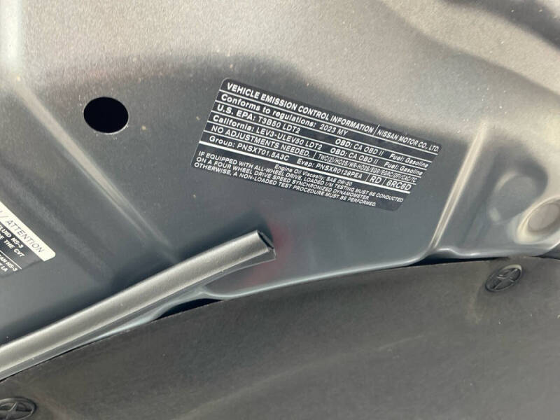 2023 Nissan Rogue SV