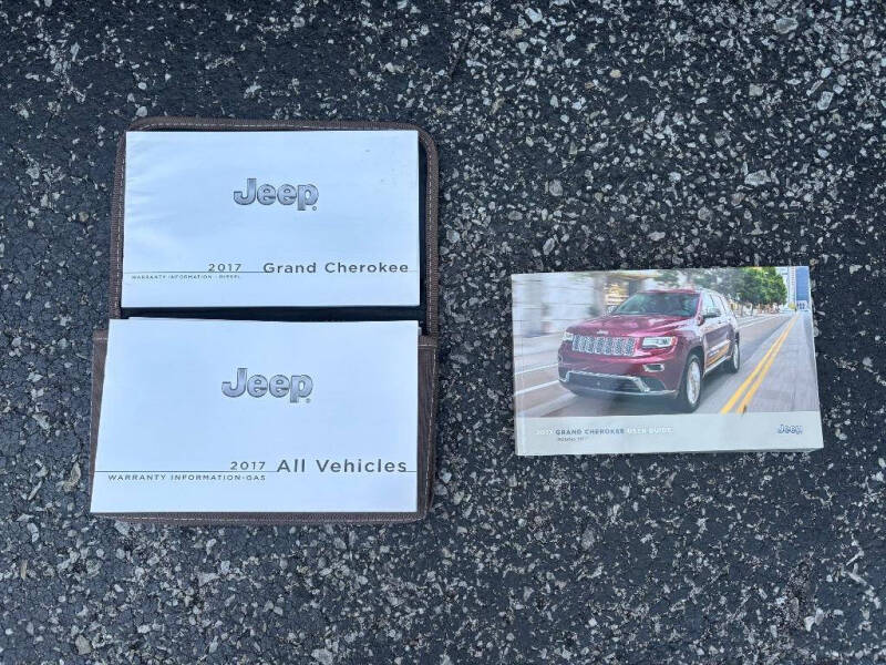 2017 Jeep Grand Cherokee Laredo