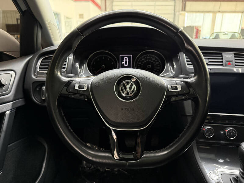 2018 Volkswagen Golf