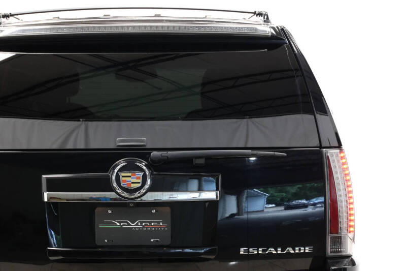 2012 Cadillac Escalade Premium