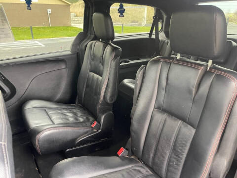 2014 Dodge Grand Caravan R/T